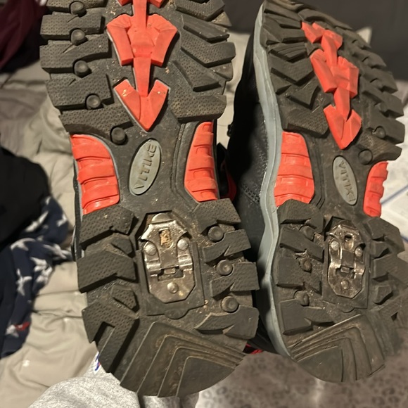 Vitike Red & Black Hiking Boots - 38 / 7.5 - Picture 5 of 5